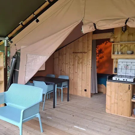 Des 3 Pommiers - Tentes Safari Houyet